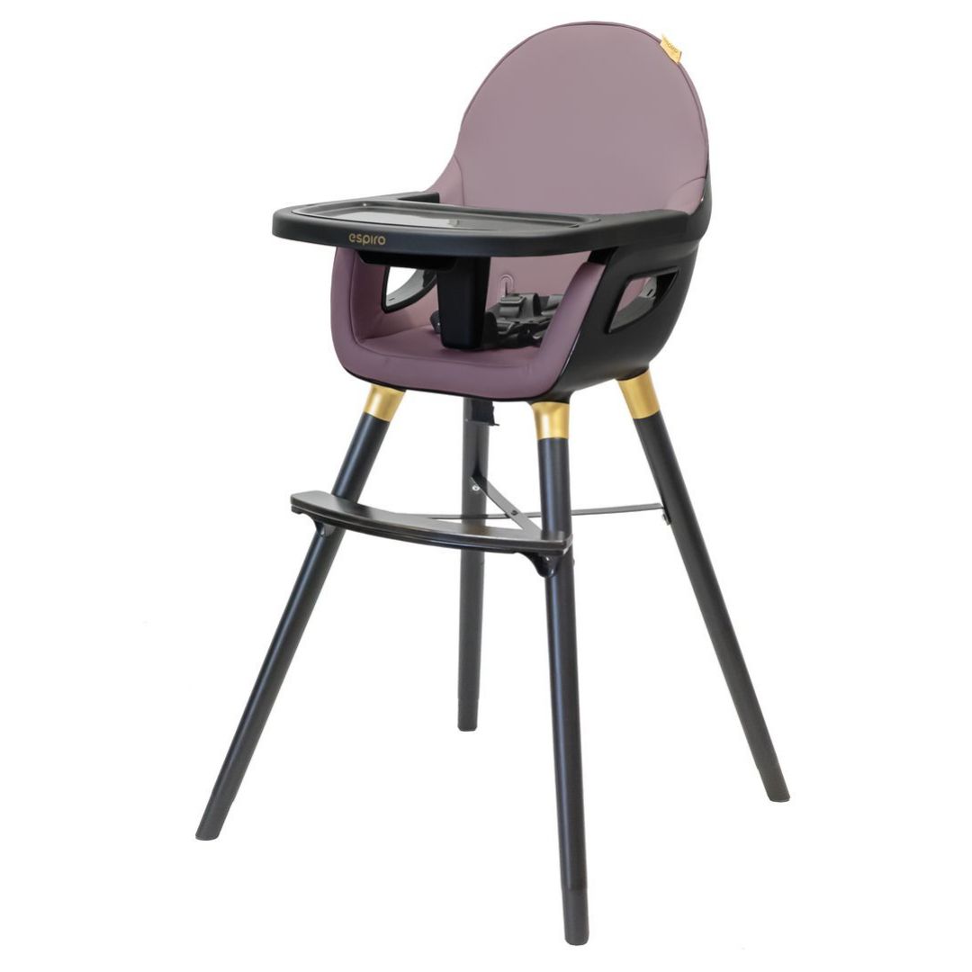 Trona Espiro Yuko 08 Pink Style con asiento de ecopiel, doble bandeja y patas con reposapiés.